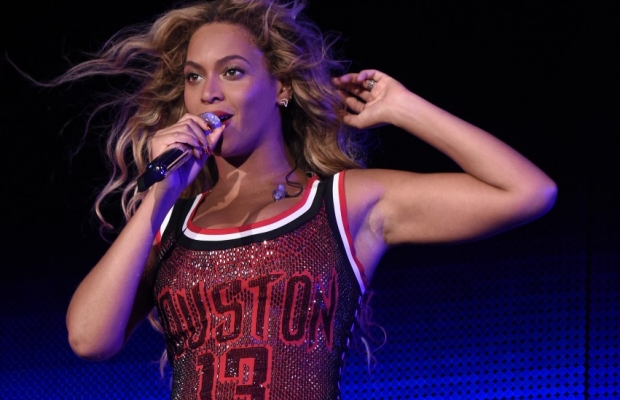 Beyonc&eacute; se apresenta no festival Made In America de 2015 (Foto: Divulga&ccedil;&atilde;o/Beyonce.com)