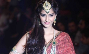 A atriz Sonam Kapoor (Foto: Reprodu&ccedil;&atilde;o)