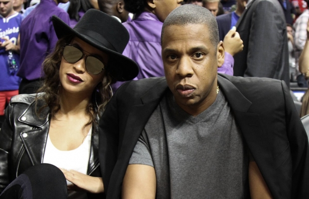 Beyoncé e Jay Z assistiram ao jogo com Kendrick Lamar (Foto: GC Images)