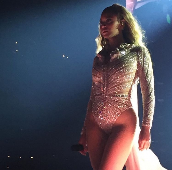 Beyoncé durante show em Missouri, EUA (Foto: Reprodução)