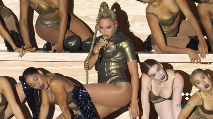 Beyoncé se apresenta no Tidal X 2016 (Foto: Reprodução)