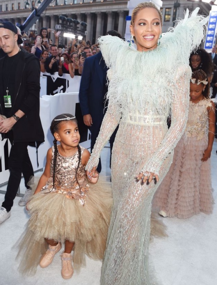 Blue Ivy e Beyoncé no VMA 2016 (Foto: Reprodução)