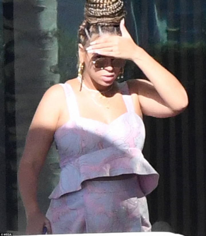 Beyoncé em Miami; nov. de 2017 (Foto: Reprodução/Daily Mail)