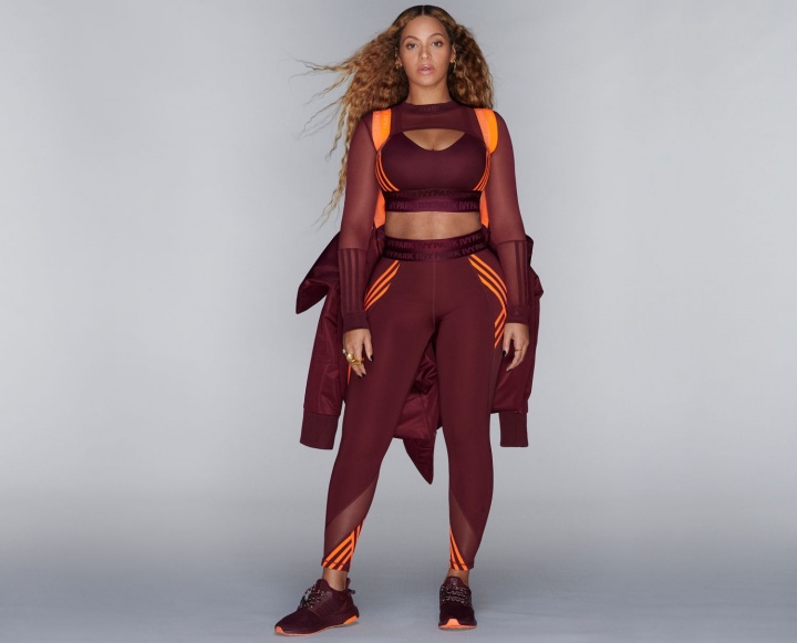 Beyoncé com a coleção adidas x IVY PARK (Foto: Divulgação/ELLE)