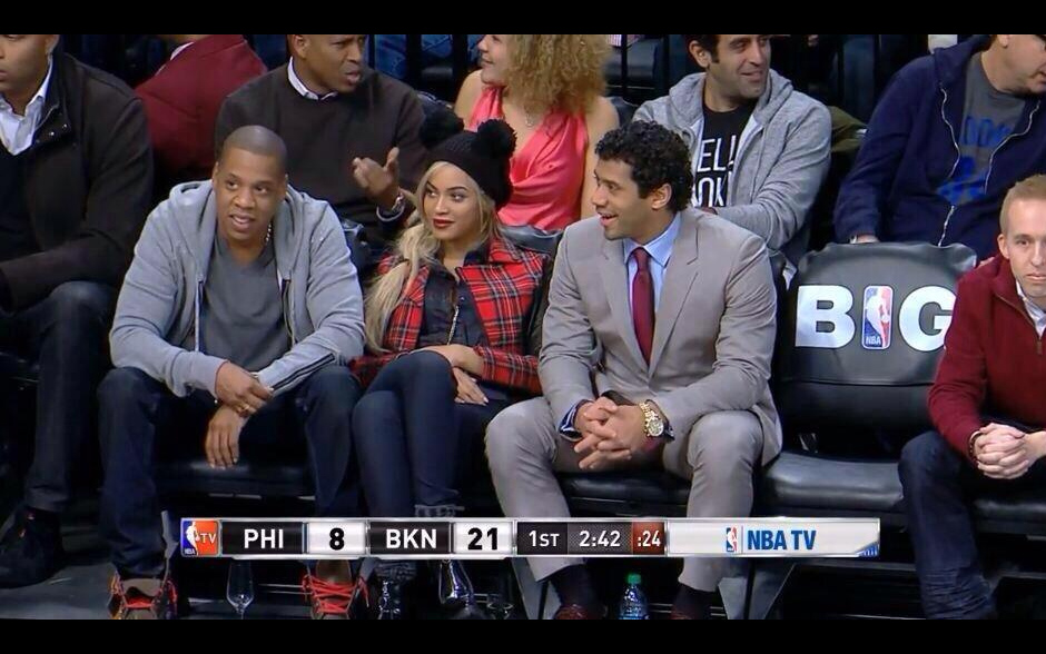 Jay-Z, Beyonc&eacute; e Russell Wilson, jogador de futebol americano.