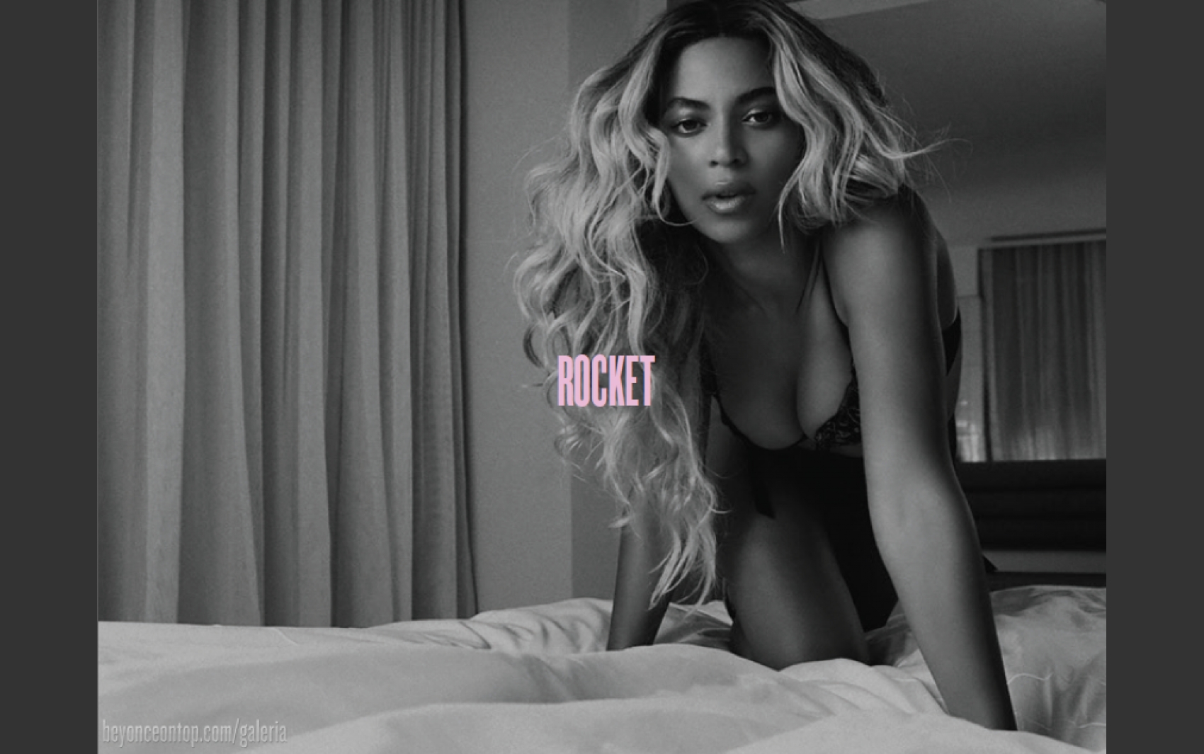 Encarte do &aacute;lbum "BEYONC&Eacute;"