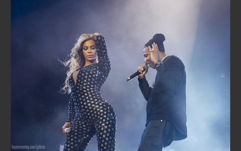 Beyonc&eacute; e Jay-Z apresentaram "Drunk in Love". 