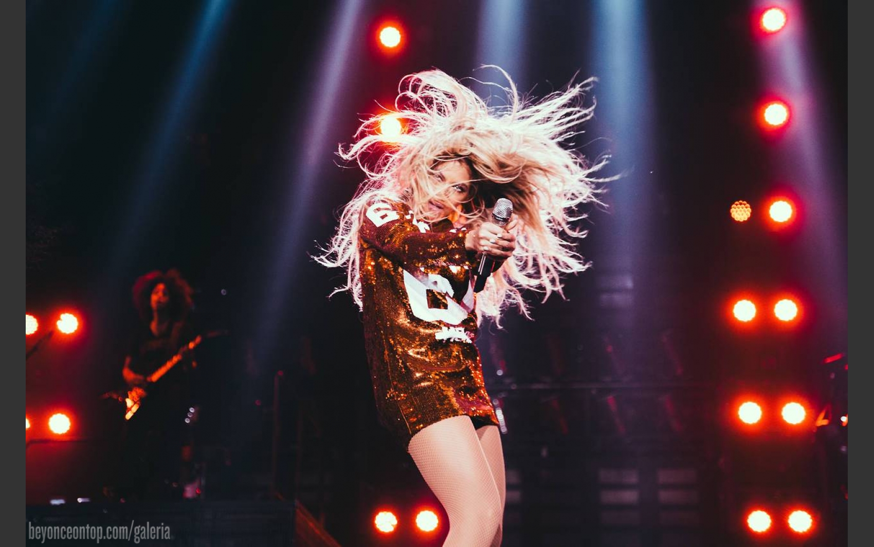 Beyonc&eacute; fez show em Amsterd&atilde; nesta ter&ccedil;a-feira (18). 