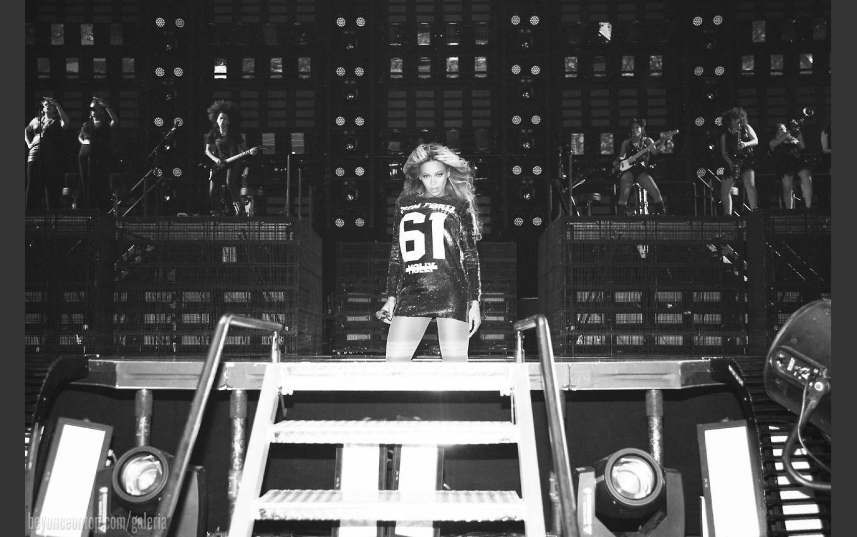 Beyonc&eacute; fez show em Amsterd&atilde; nesta ter&ccedil;a-feira (18). 