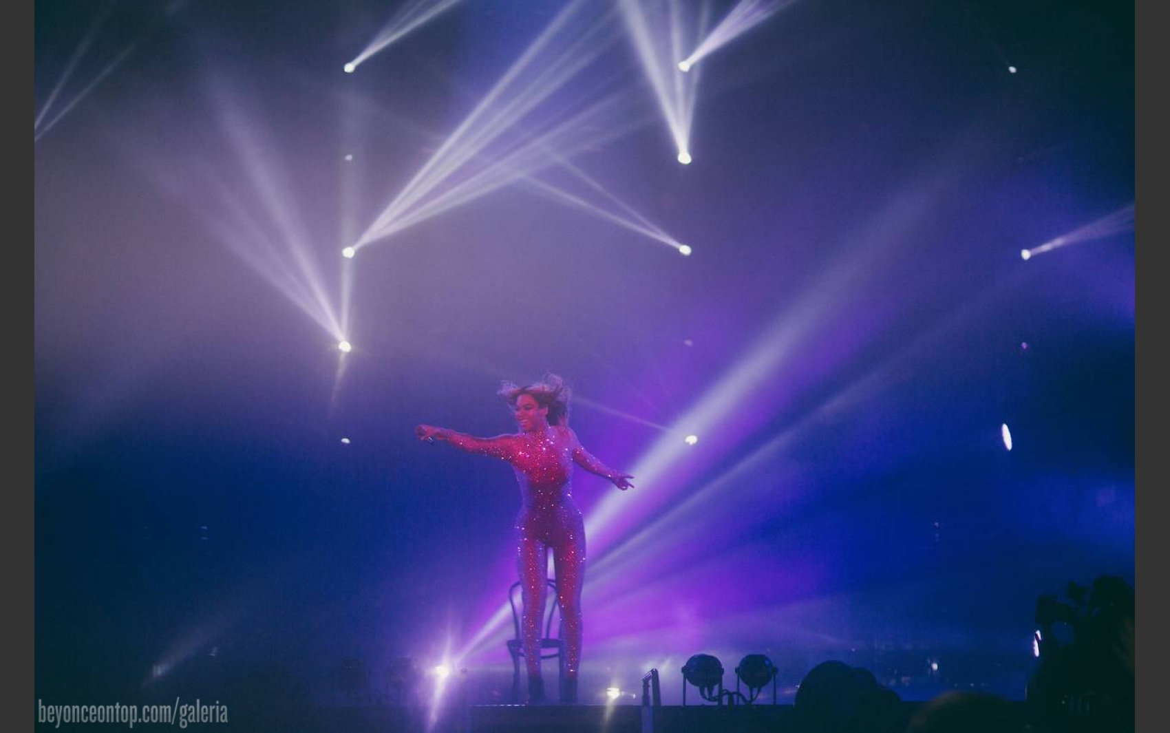 Beyonc&eacute; em show na B&eacute;lgica.