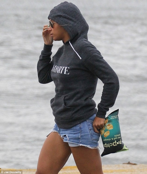 Beyonc&eacute;, Blue Ivy e Jay-Z ap&oacute;s passeio em NY. 