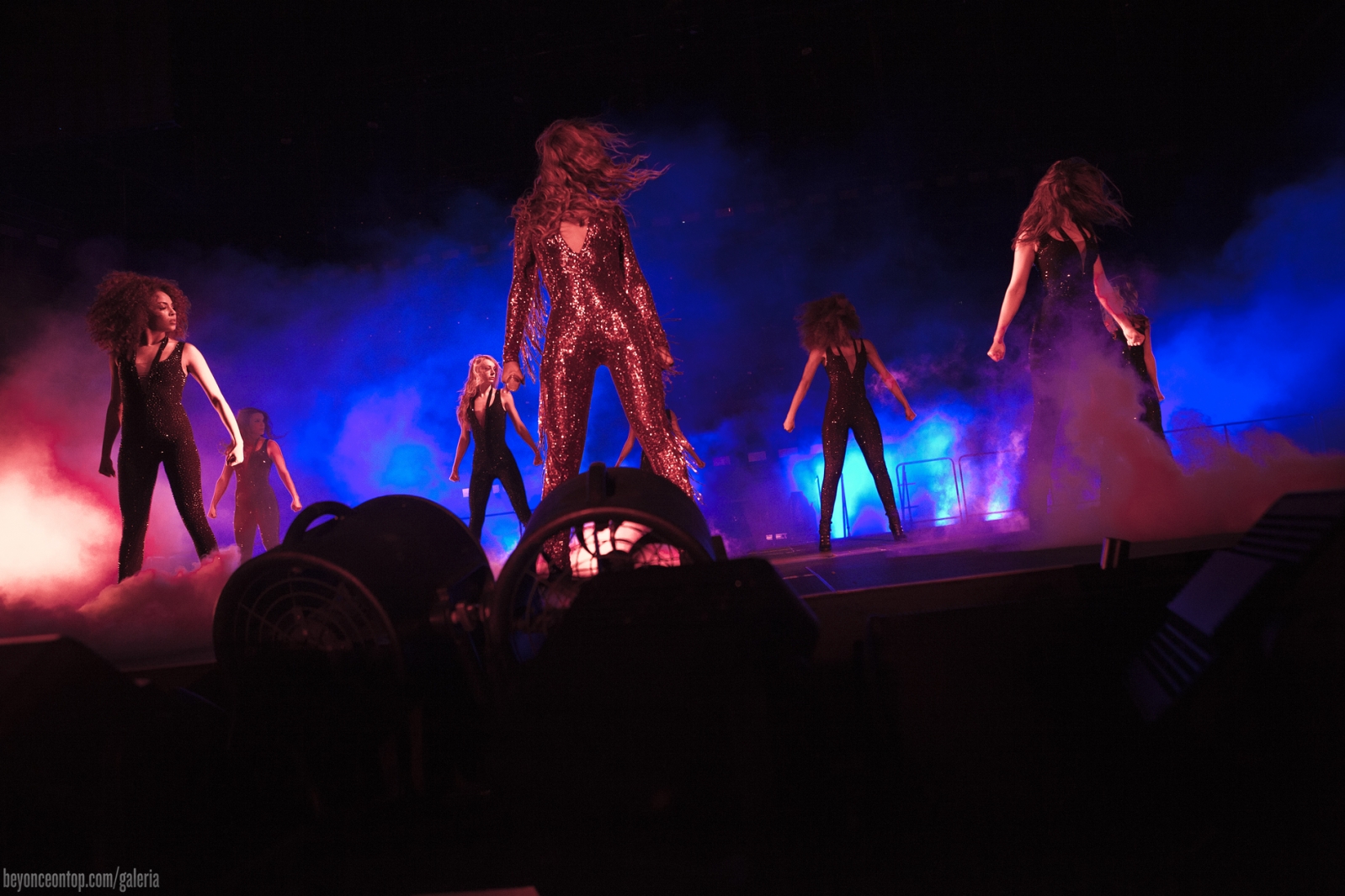 Beyonc&eacute; se apresenta em Baltimore. 