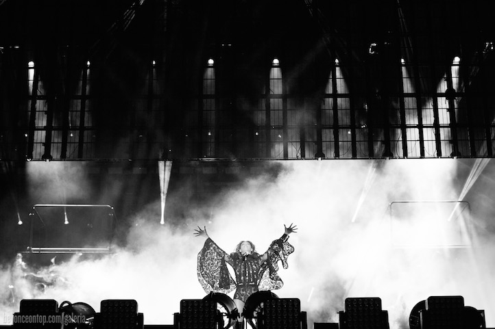 Beyonc&eacute; se apresenta em Baltimore. 