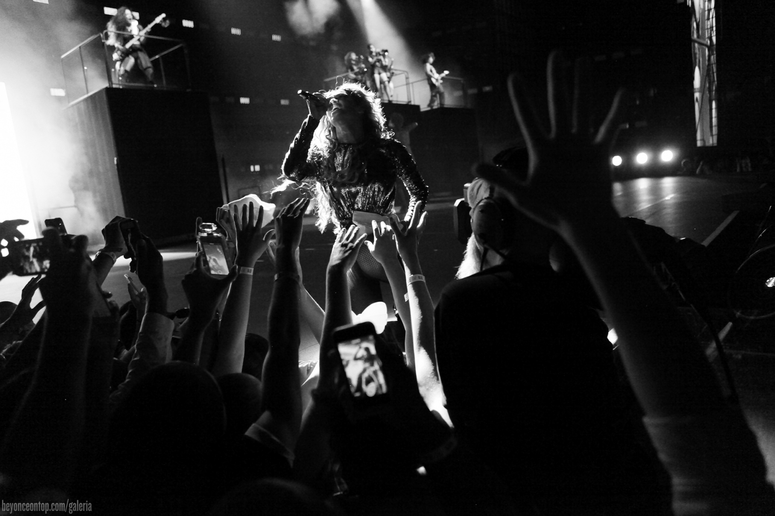 Beyonc&eacute; se apresenta em Toronto. 