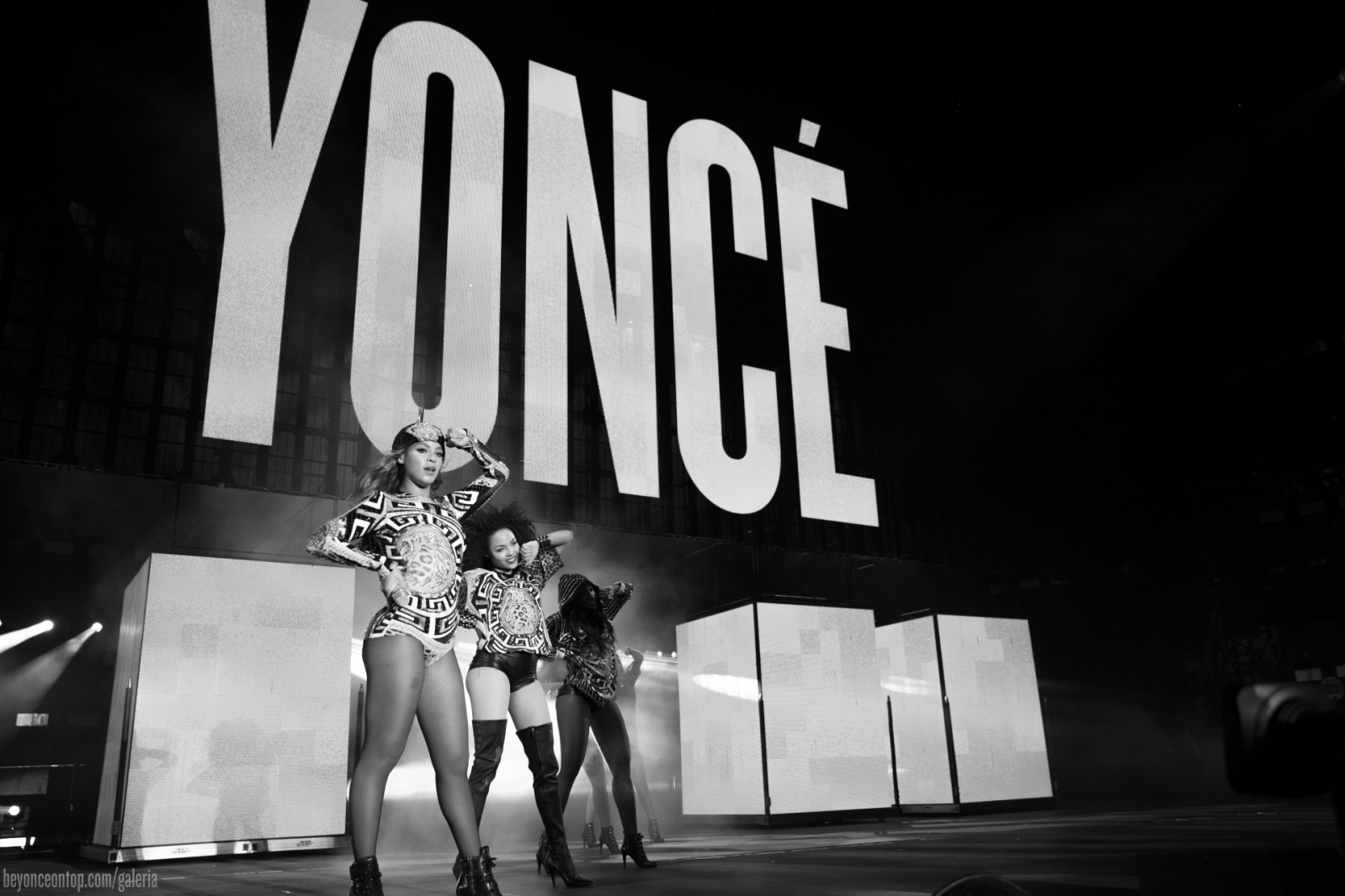 Beyonc&eacute; e Jay Z levam a turn&ecirc; 'On The Run' para Houston, cidade natal da cantora. 