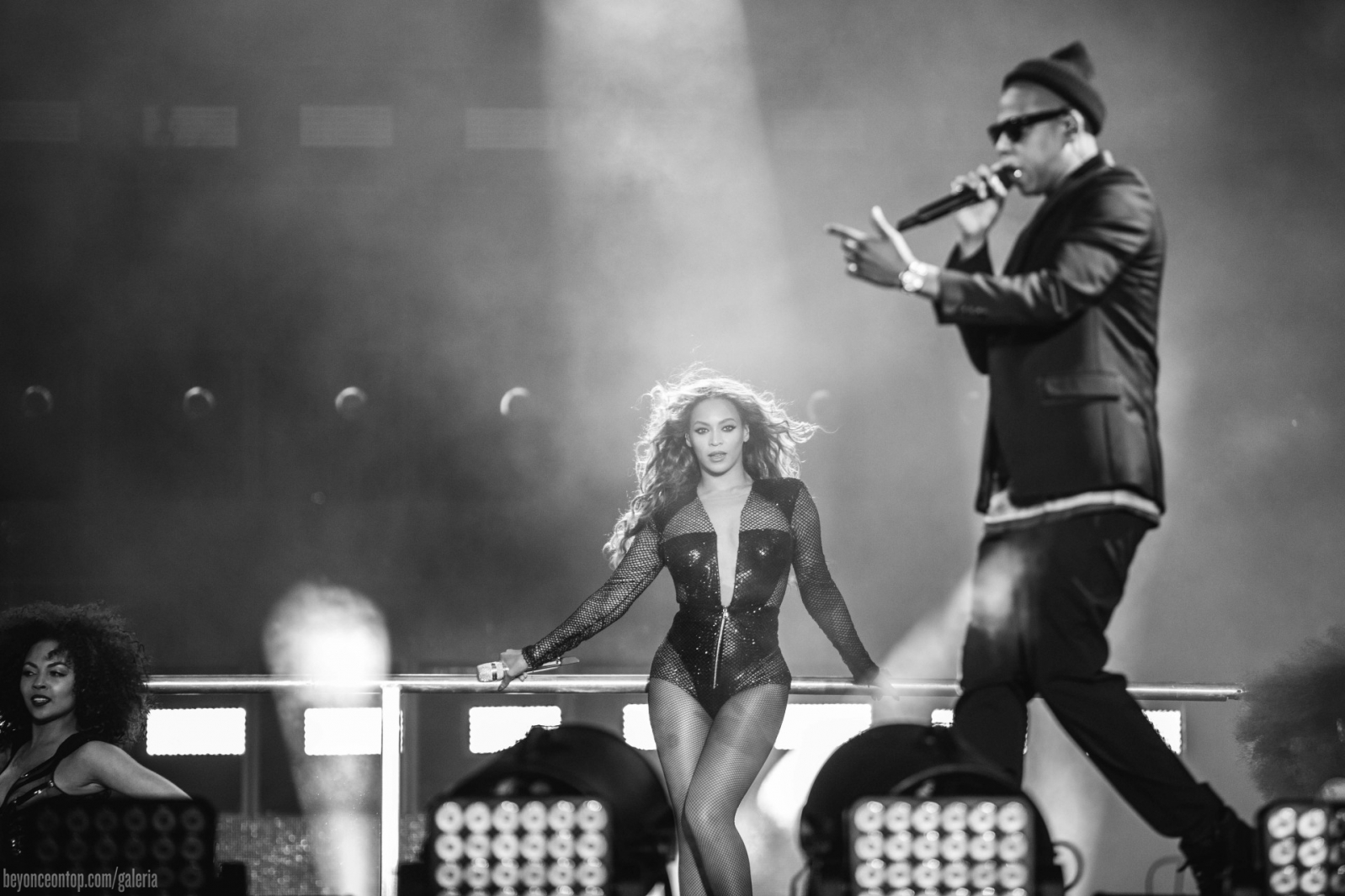 Beyonc&eacute; e Jay Z levam a turn&ecirc; 'On The Run' para Houston, cidade natal da cantora. 