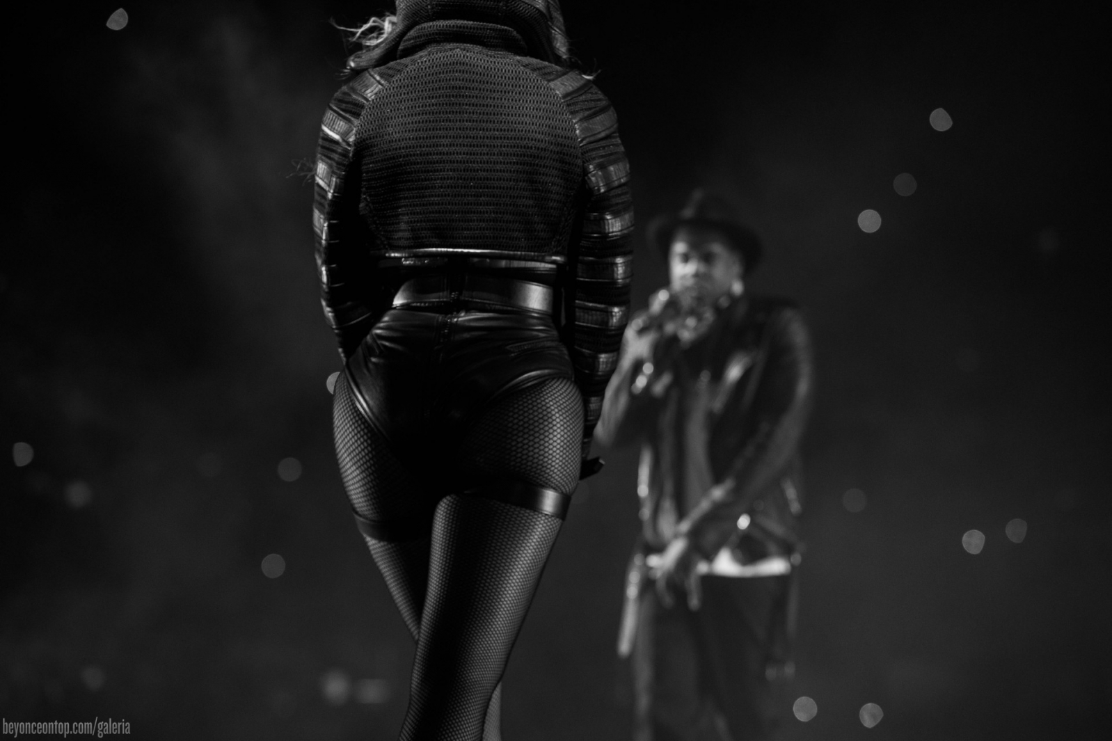 Beyonc&eacute; e Jay Z levam a turn&ecirc; 'On The Run' para Houston, cidade natal da cantora. 