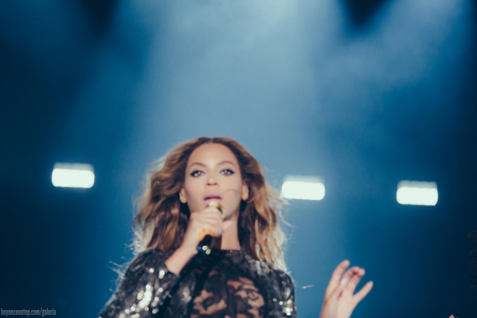Beyonc&eacute; e Jay Z levam a turn&ecirc; 'On The Run' para Houston, cidade natal da cantora. 
