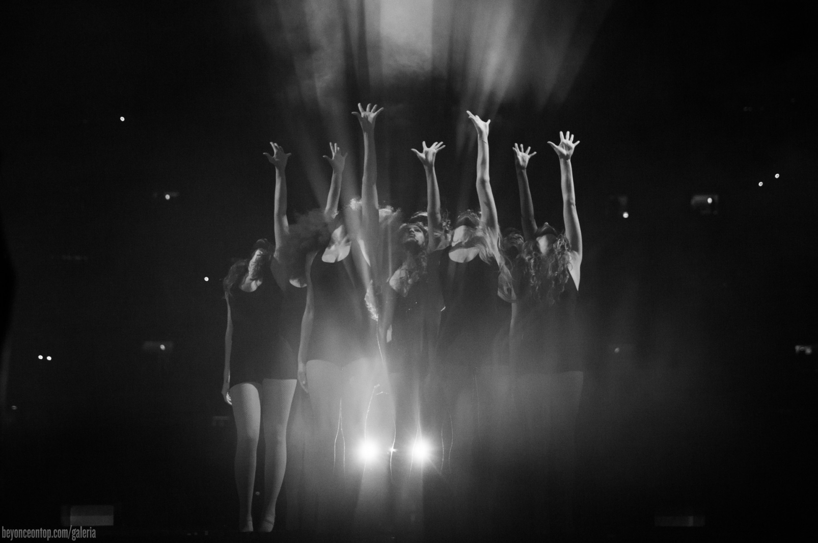 Beyonc&eacute; e Jay Z se apresentam em New Orleans. 