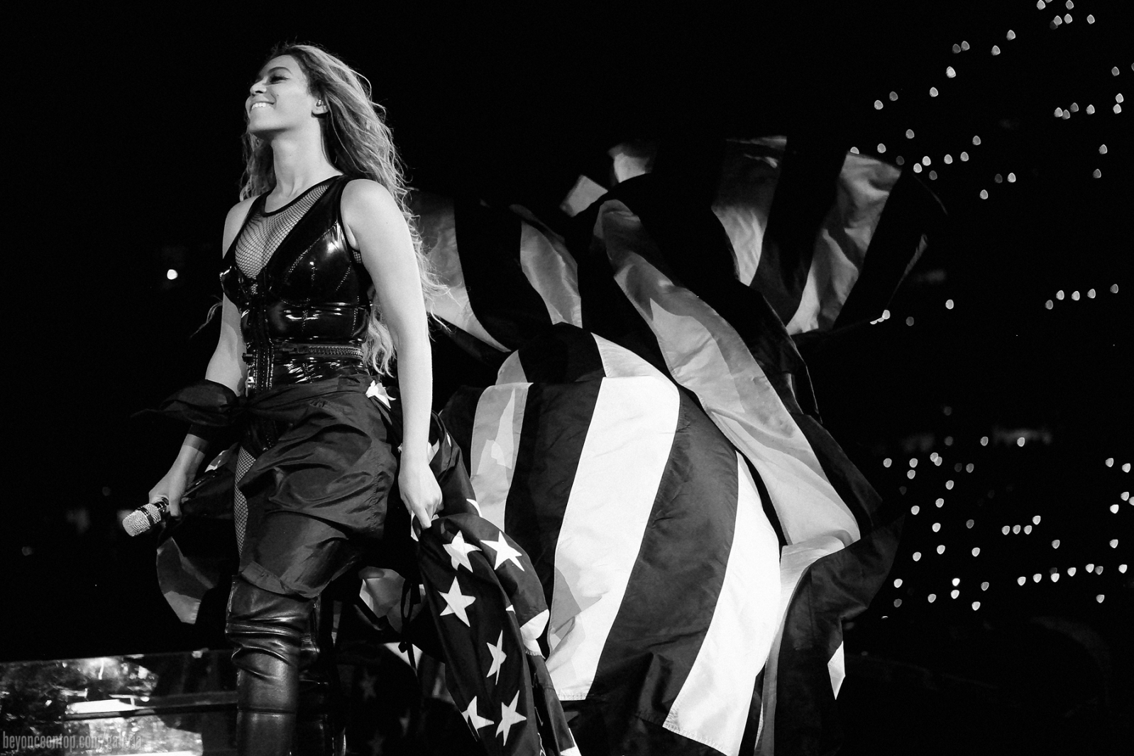 Beyonc&eacute; e Jay Z se apresentam em Winnipeg. 