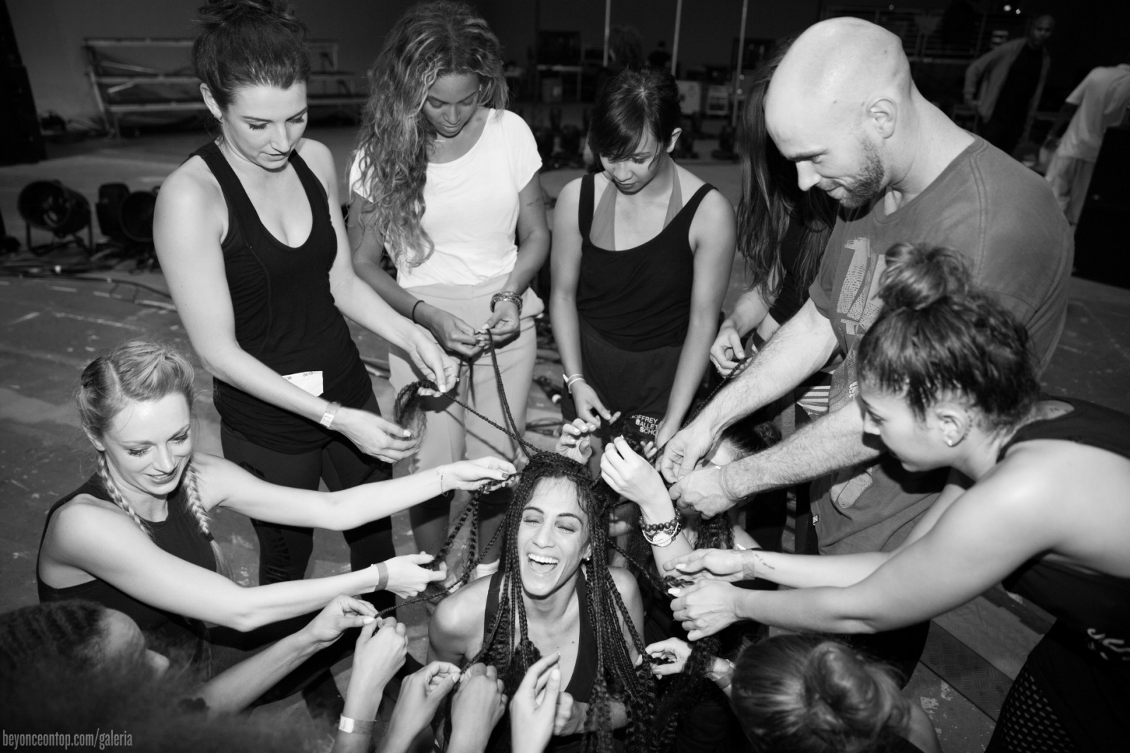 Beyonc&eacute; nos ensaios para a grande performance. 