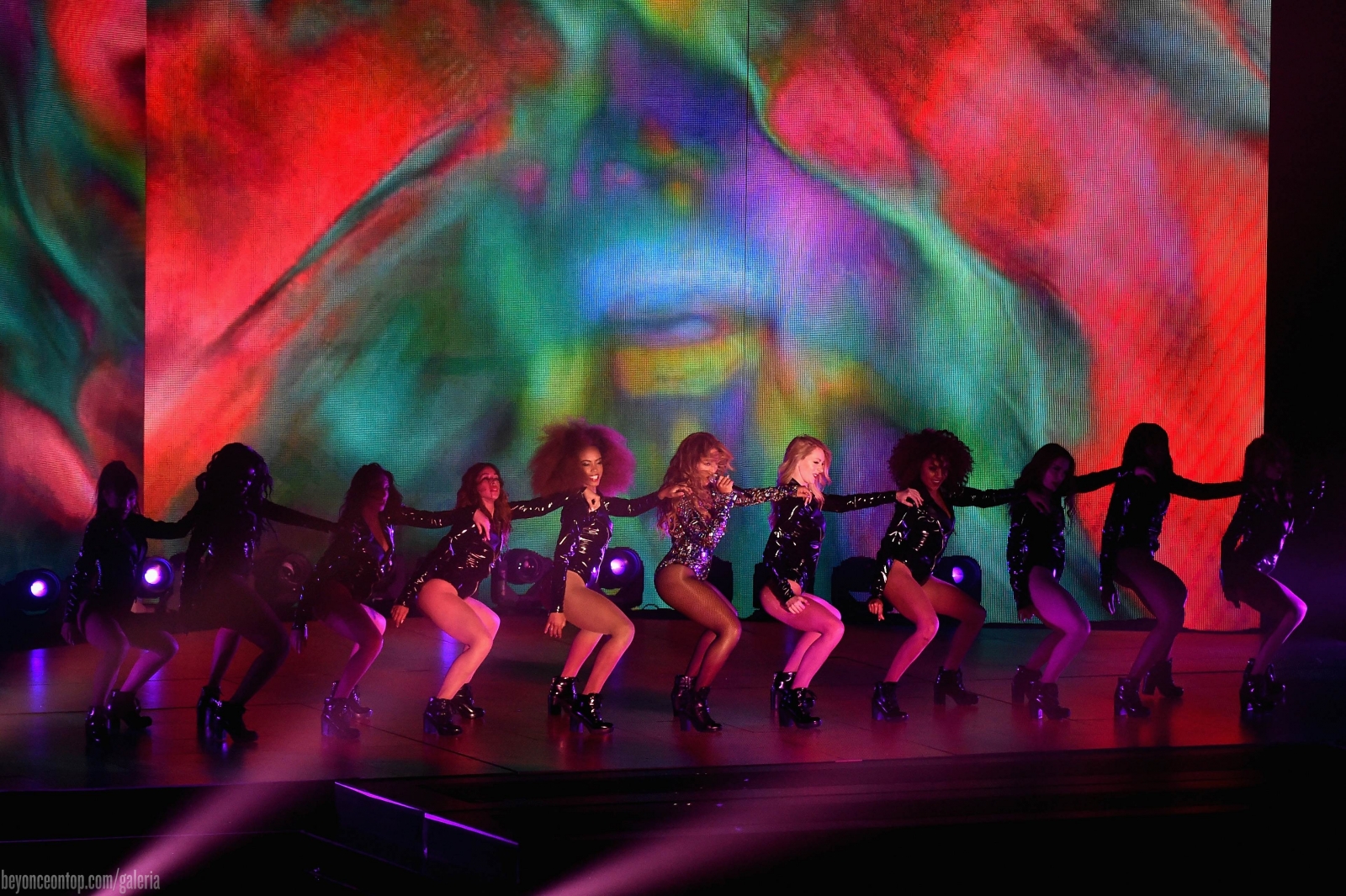Beyonc&eacute; foi a grande estrela do Video Music Awards 2014. 