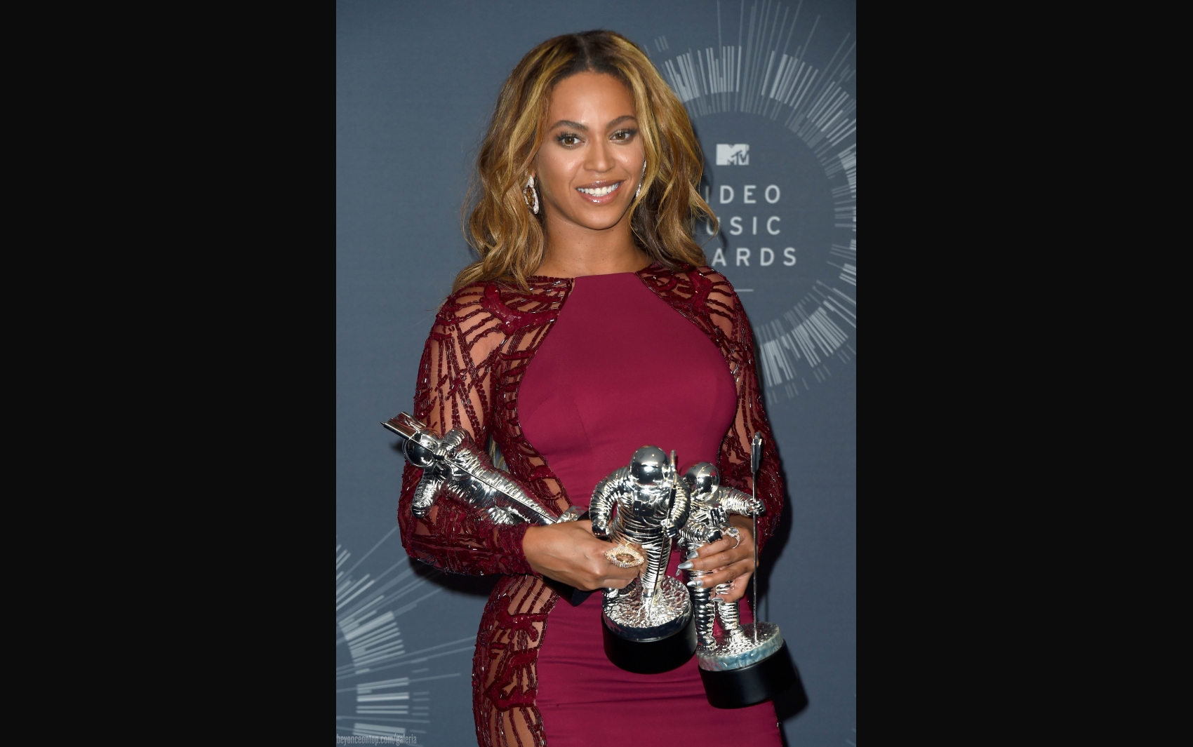 Beyonc&eacute; na Sala de Imprensa. 