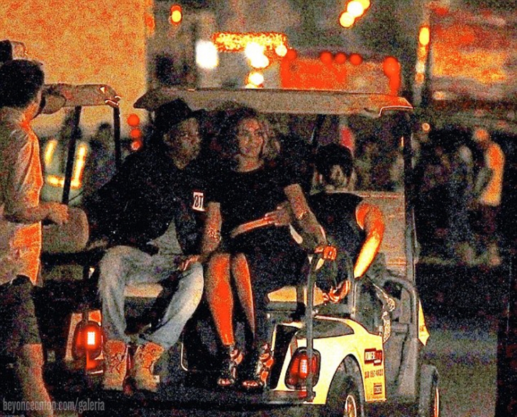 Beyonc&eacute; aproveitou o festival com o marido. 