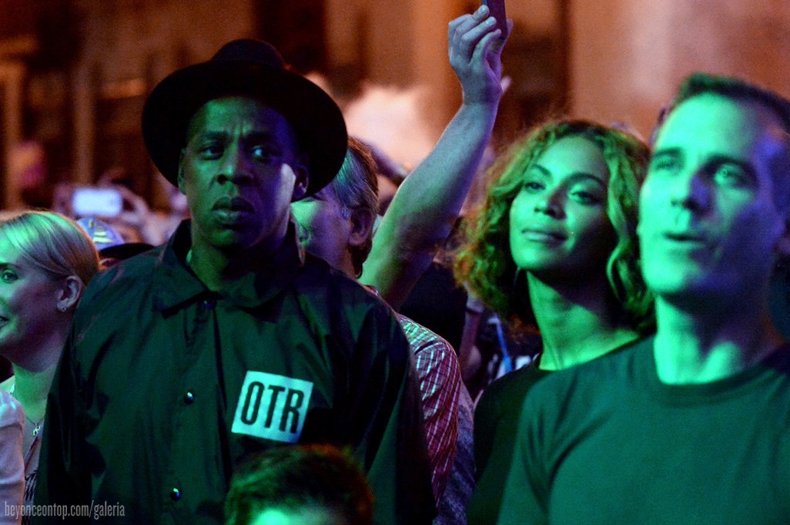 Beyonc&eacute; aproveitou o festival com o marido. 