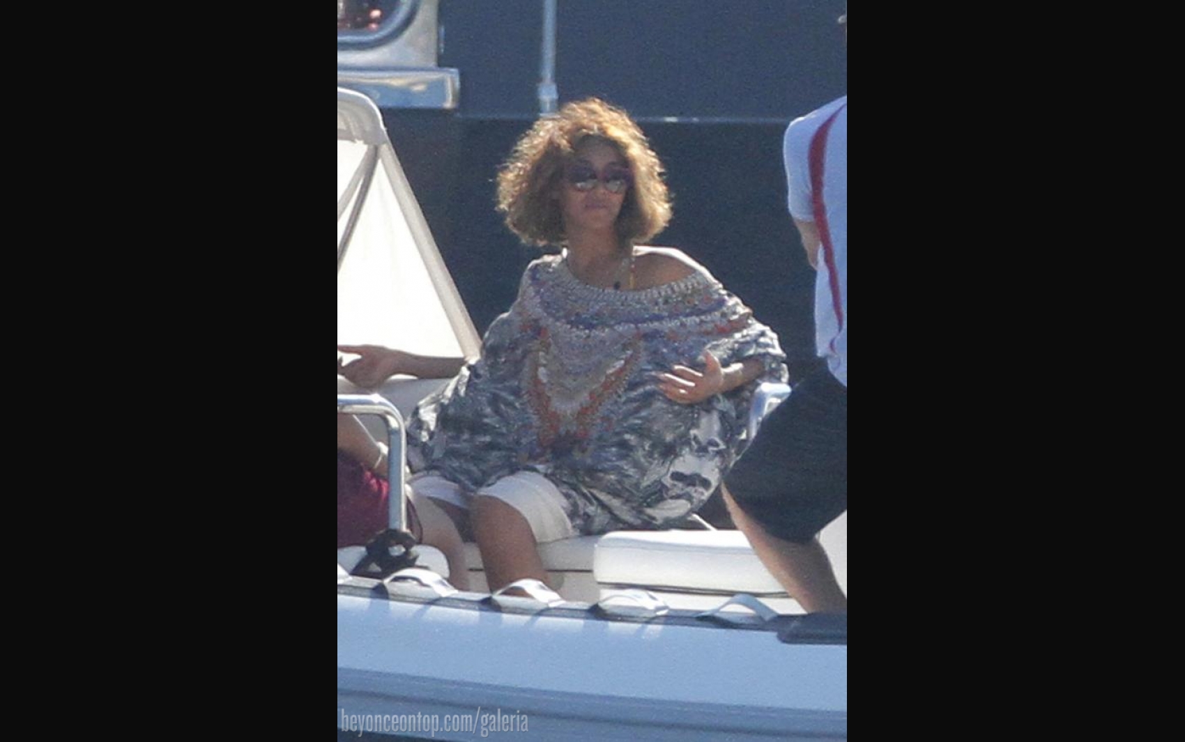 Beyonc&eacute; comemora o anivers&aacute;rio em C&oacute;rsega. 