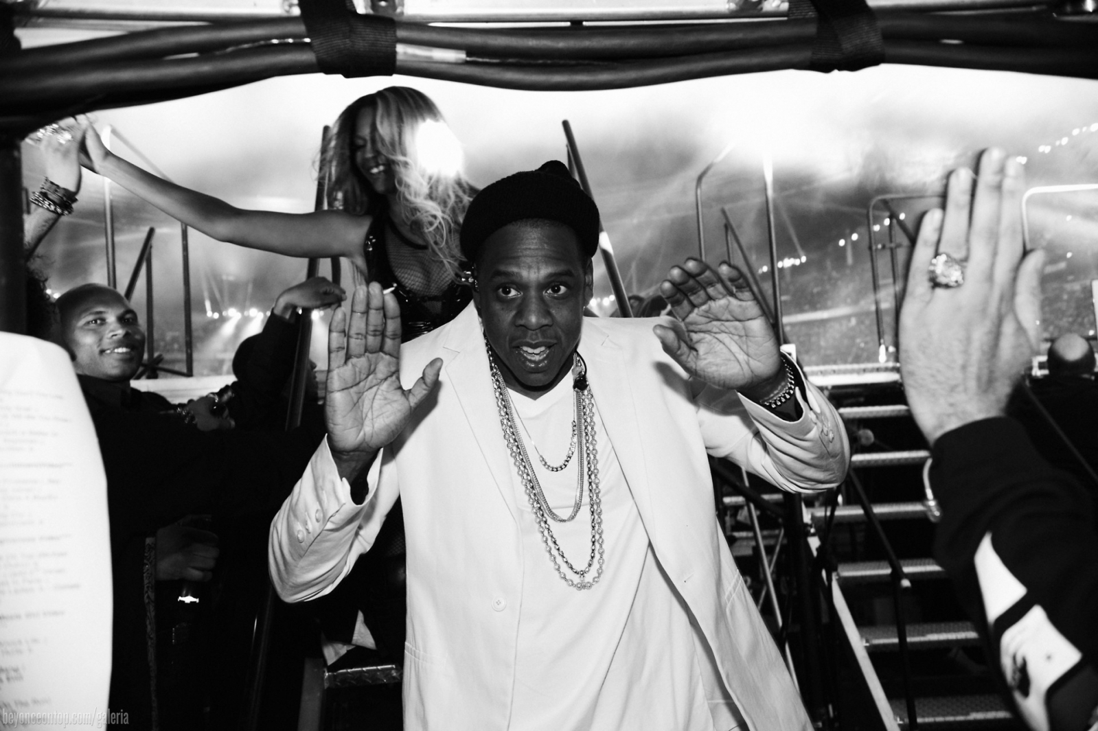 Beyonc&eacute; e Jay Z se despedem da 'On The Run'. 