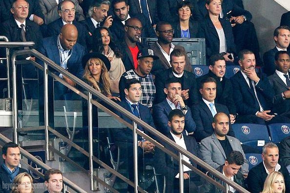 Beyonc&eacute; e Jay Z assistiram ao jogo em Paris. 