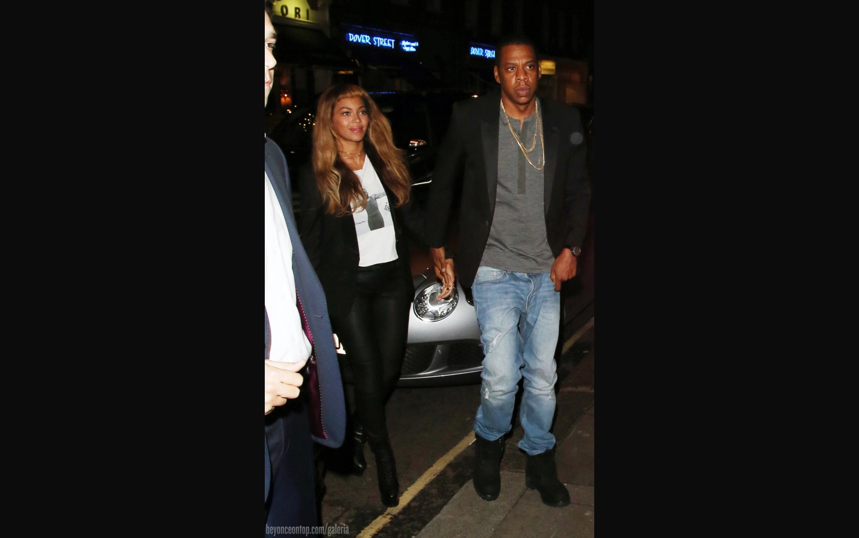 Beyonc&eacute; e Jay Z jantam em Londres
