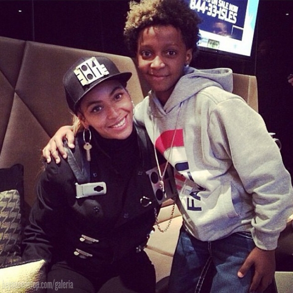 Beyonc&eacute; se fantasiou de Janet Jackson