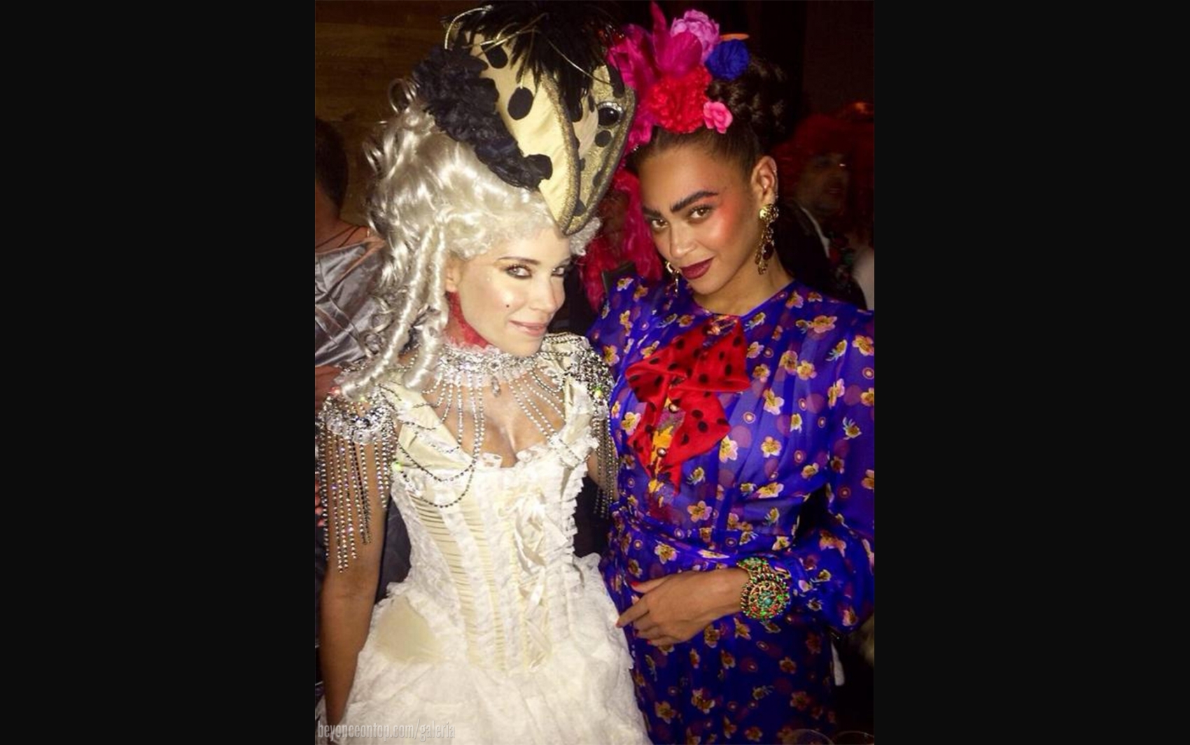 Beyonc&eacute; se fantasiou de Frida Kahlo