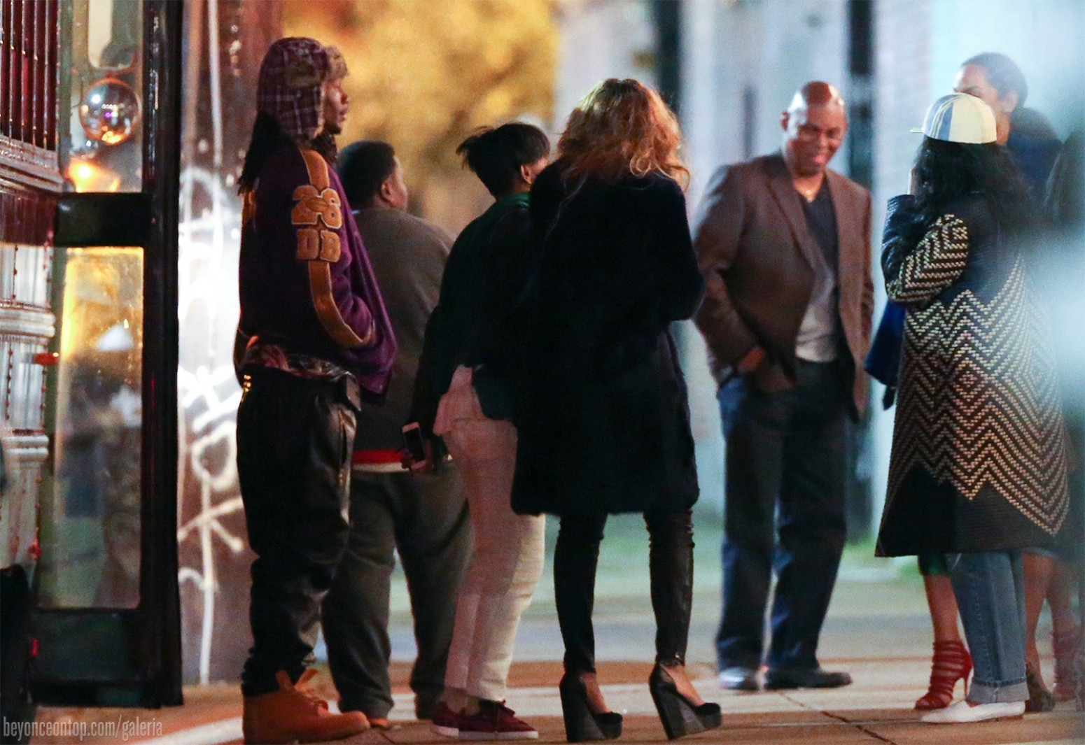 Beyonc&eacute; deixa o cinema Indywood ap&oacute;s festa de Solange e Allan Ferguson