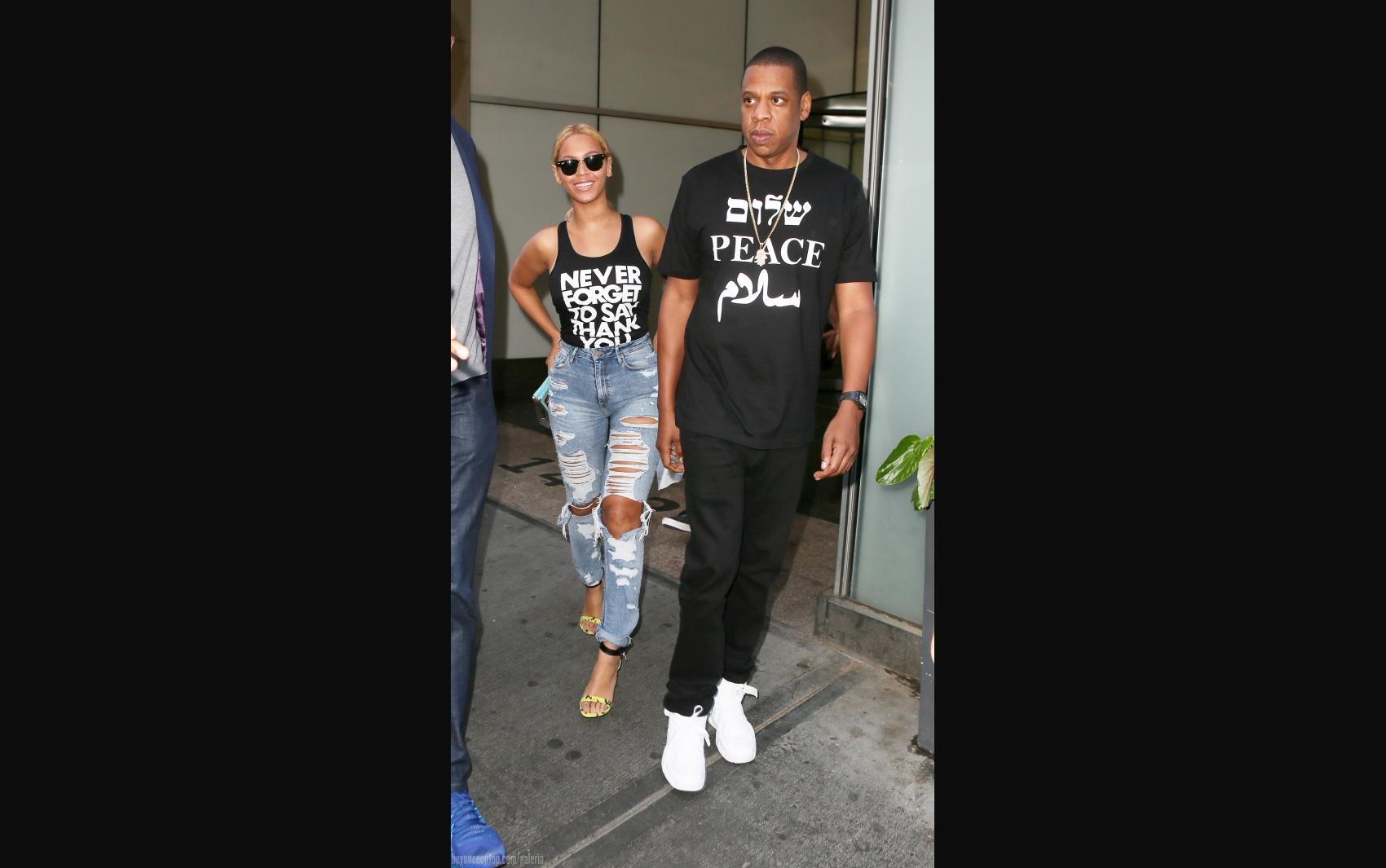 Beyonc&eacute; e Jay Z deixam o escrit&oacute;rio da cantora