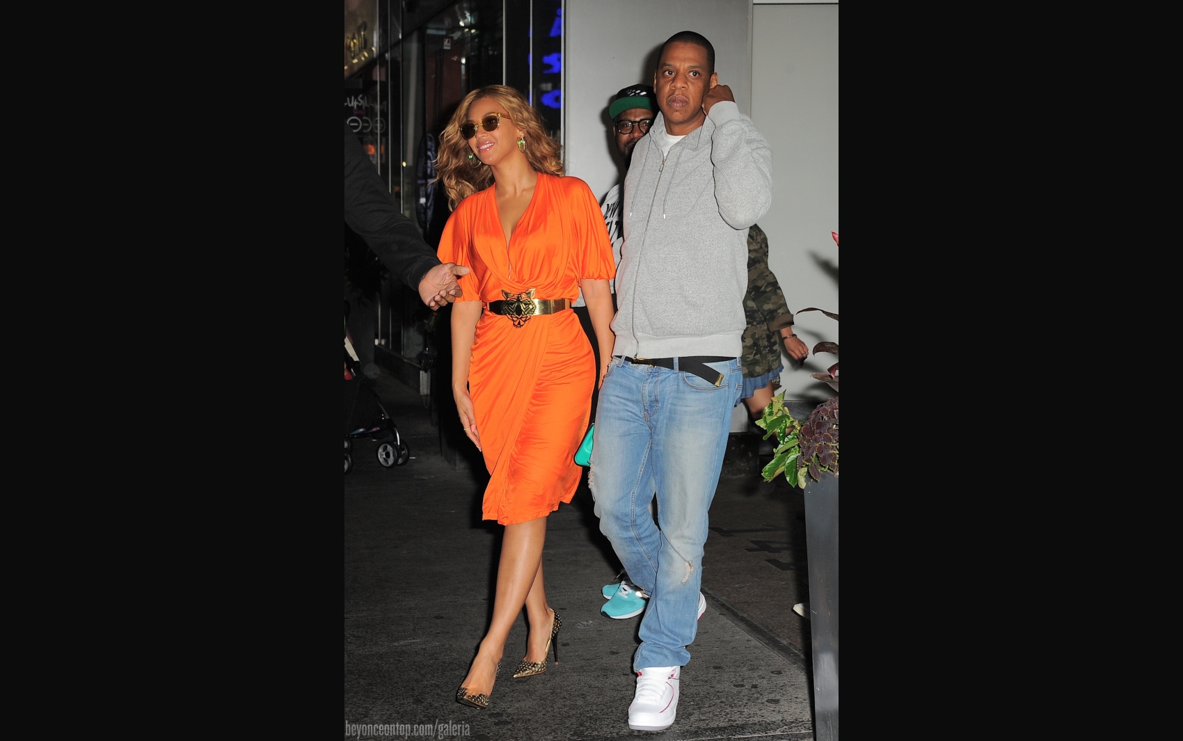 Beyonc&eacute; e Jay Z foram vistos em Nova Iorque ap&oacute;s retornar da It&aacute;lia