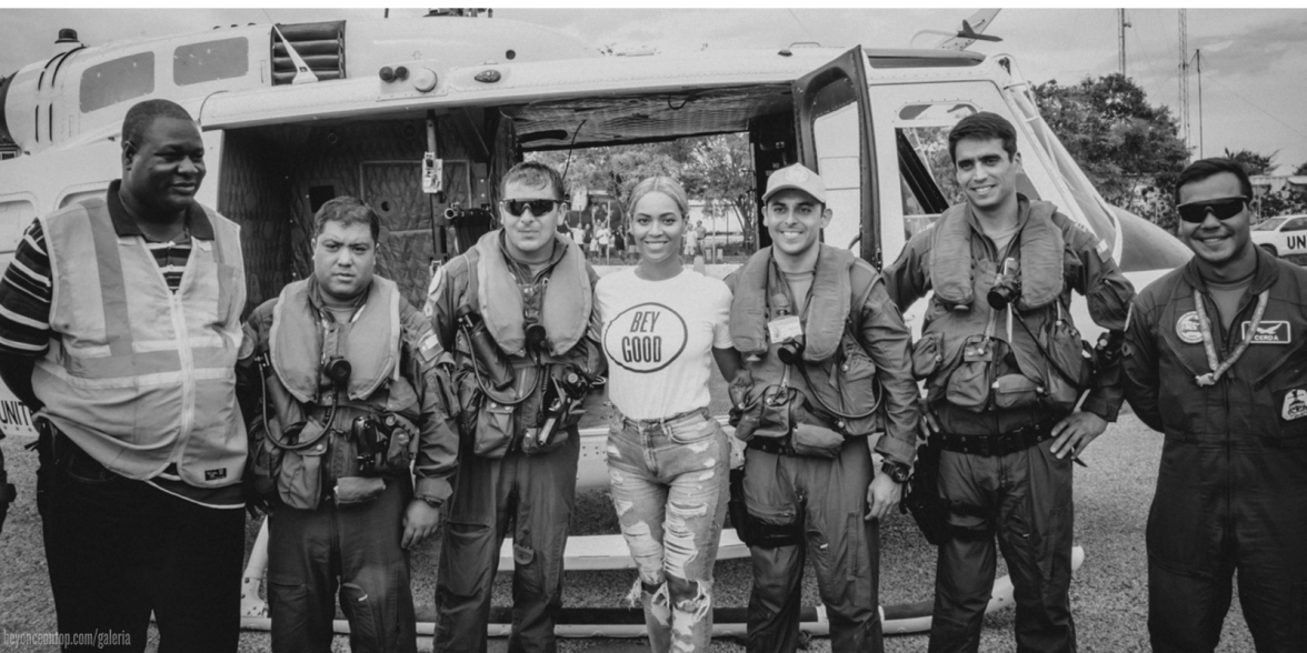 Beyonc&eacute; visitou o Haiti para acompanhar o progresso do terremoto de 2010