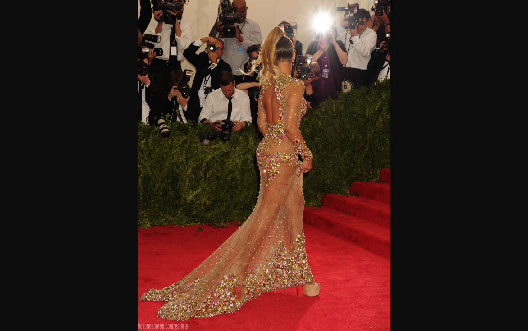 Beyonc&eacute; no MET Gala 2015
