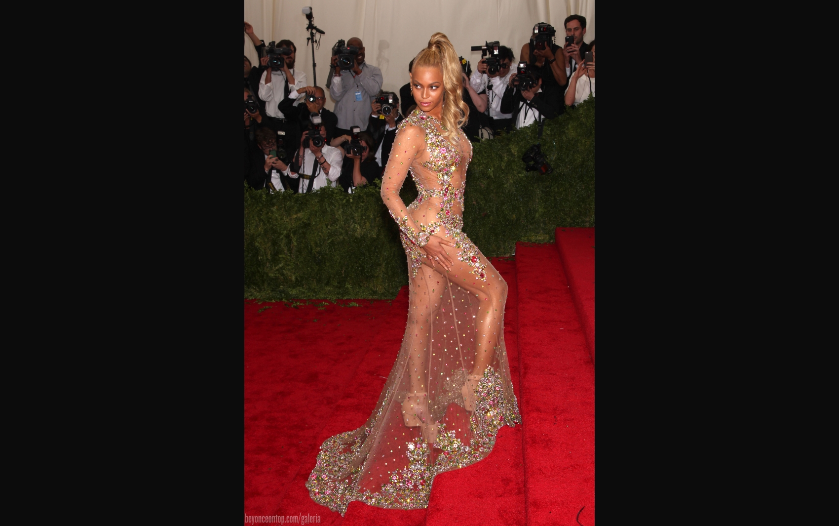 Beyonc&eacute; no MET Gala 2015