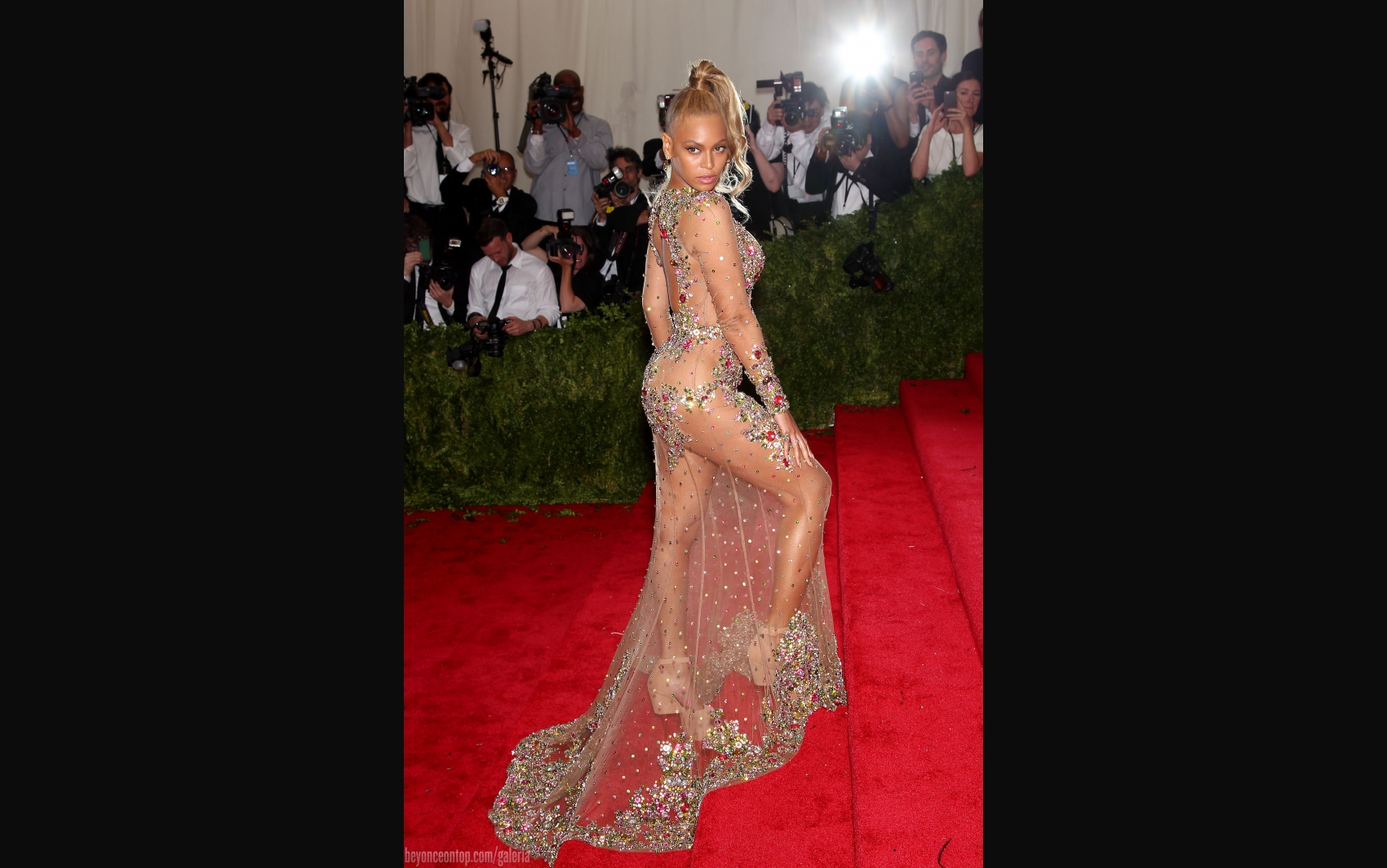 Beyonc&eacute; no MET Gala 2015