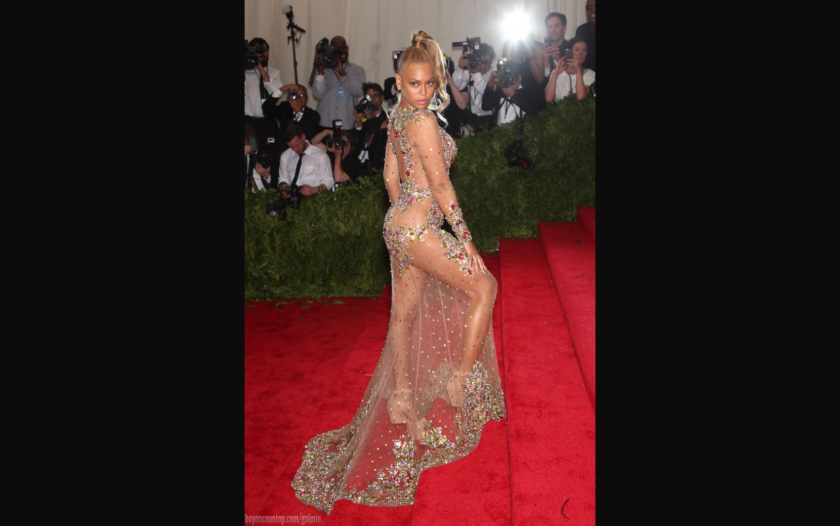 Beyonc&eacute; no MET Gala 2015