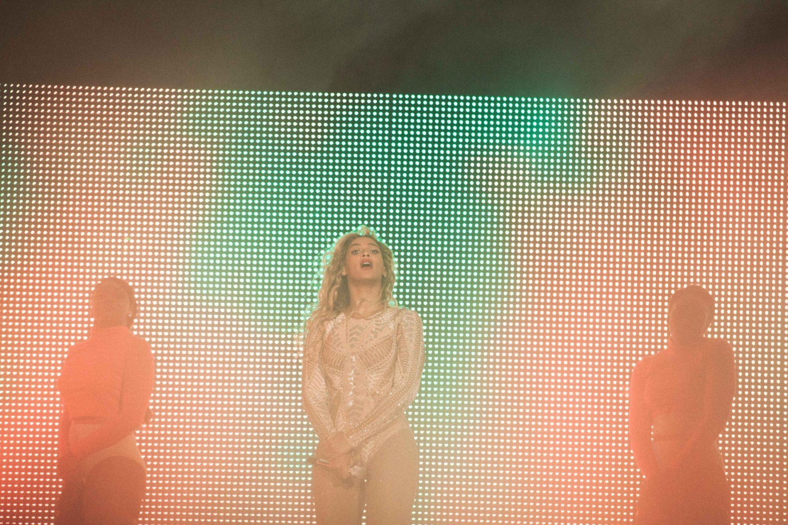 Beyonc&eacute; se apresenta no festival Made In America de 2015