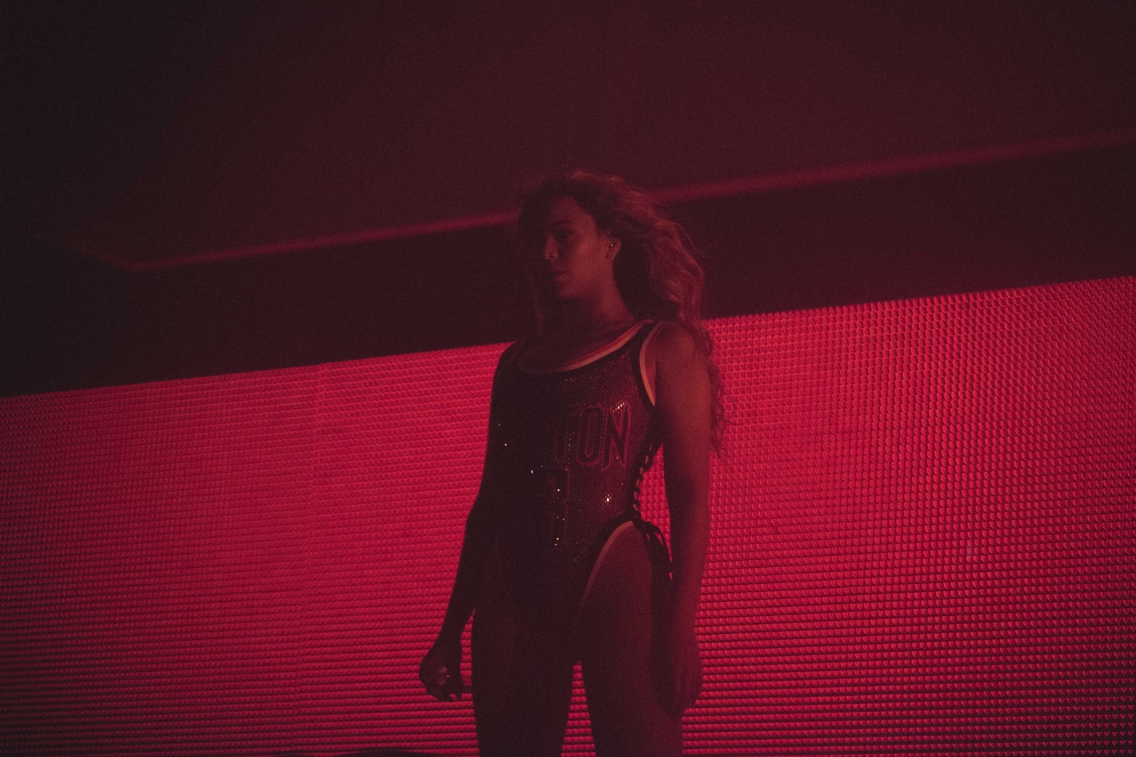 Beyonc&eacute; se apresenta no festival Made In America de 2015