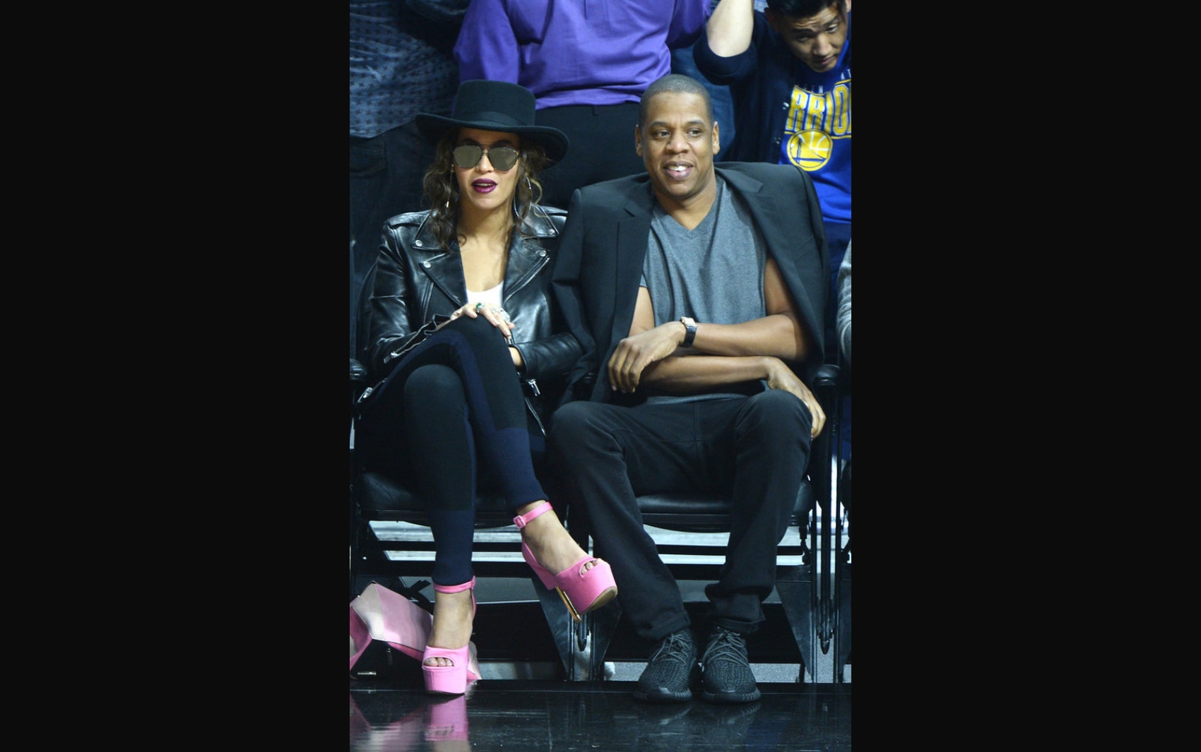Beyonc&eacute; e Jay Z assistiram ao jogo com Kendrick Lamar
