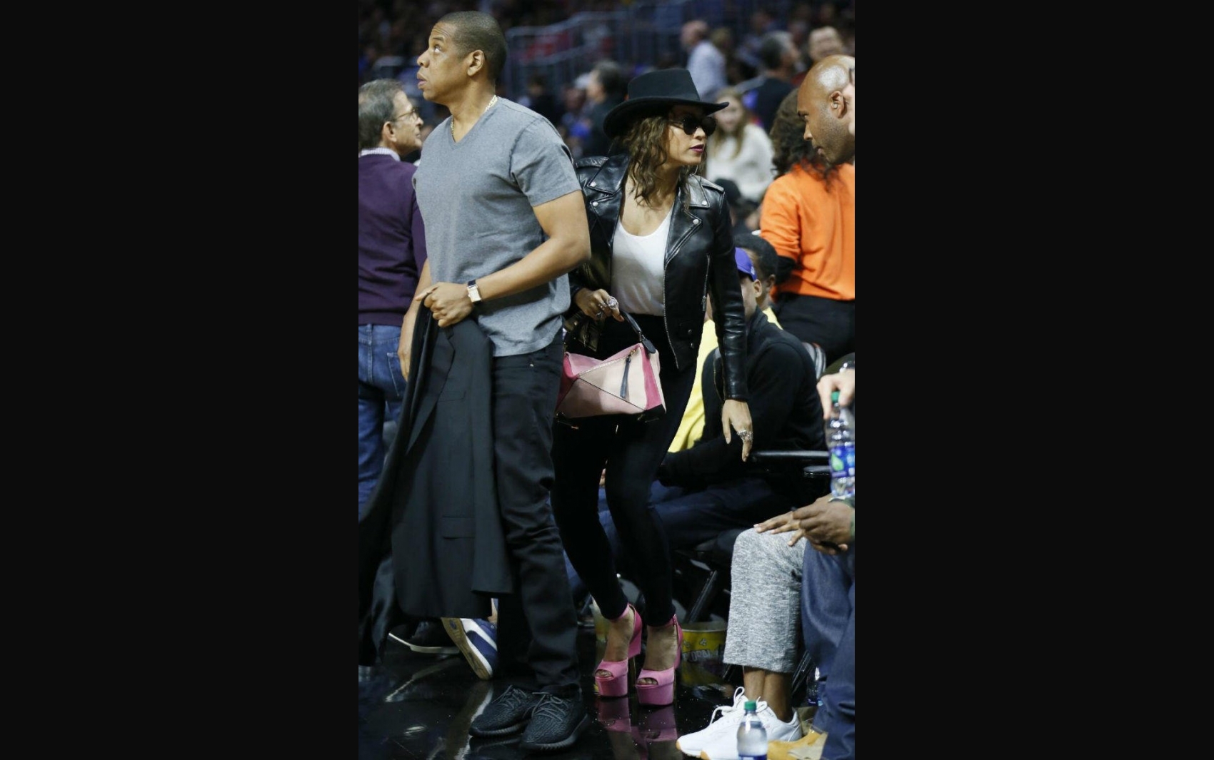 Beyonc&eacute; e Jay Z assistiram ao jogo com Kendrick Lamar