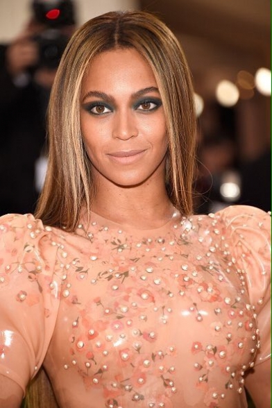 Beyonc&eacute; em vestido Givenchy no MET Gala 2016