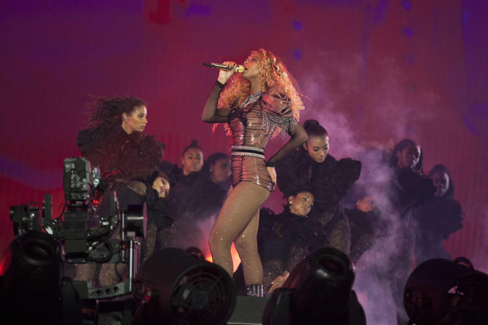 Beyonc&eacute; se apresenta em sua terra natal