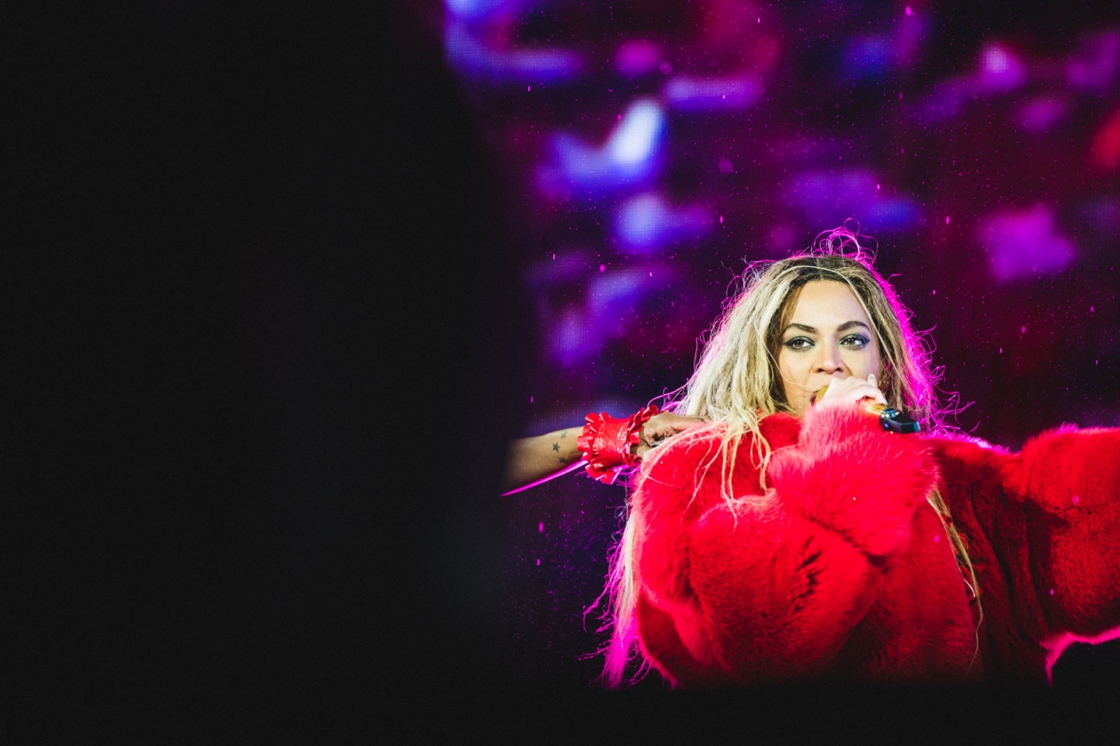 Beyonc&eacute; se apresenta em Edmonton com a 'Formation World Tour'
